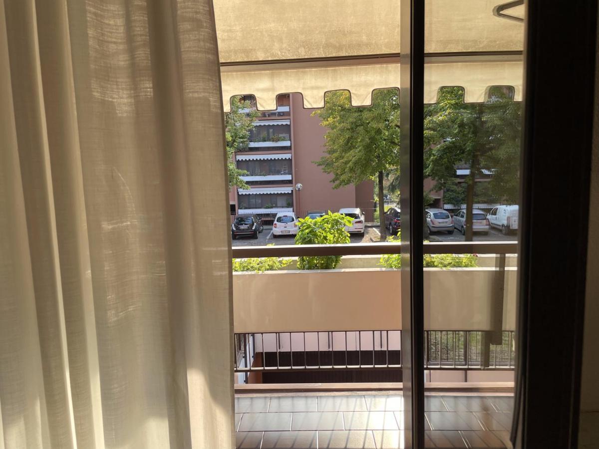 Apartamento 120 Mq Vicino A Banca Mediolanum E Ospedale Humanitas Basiglio Exterior foto