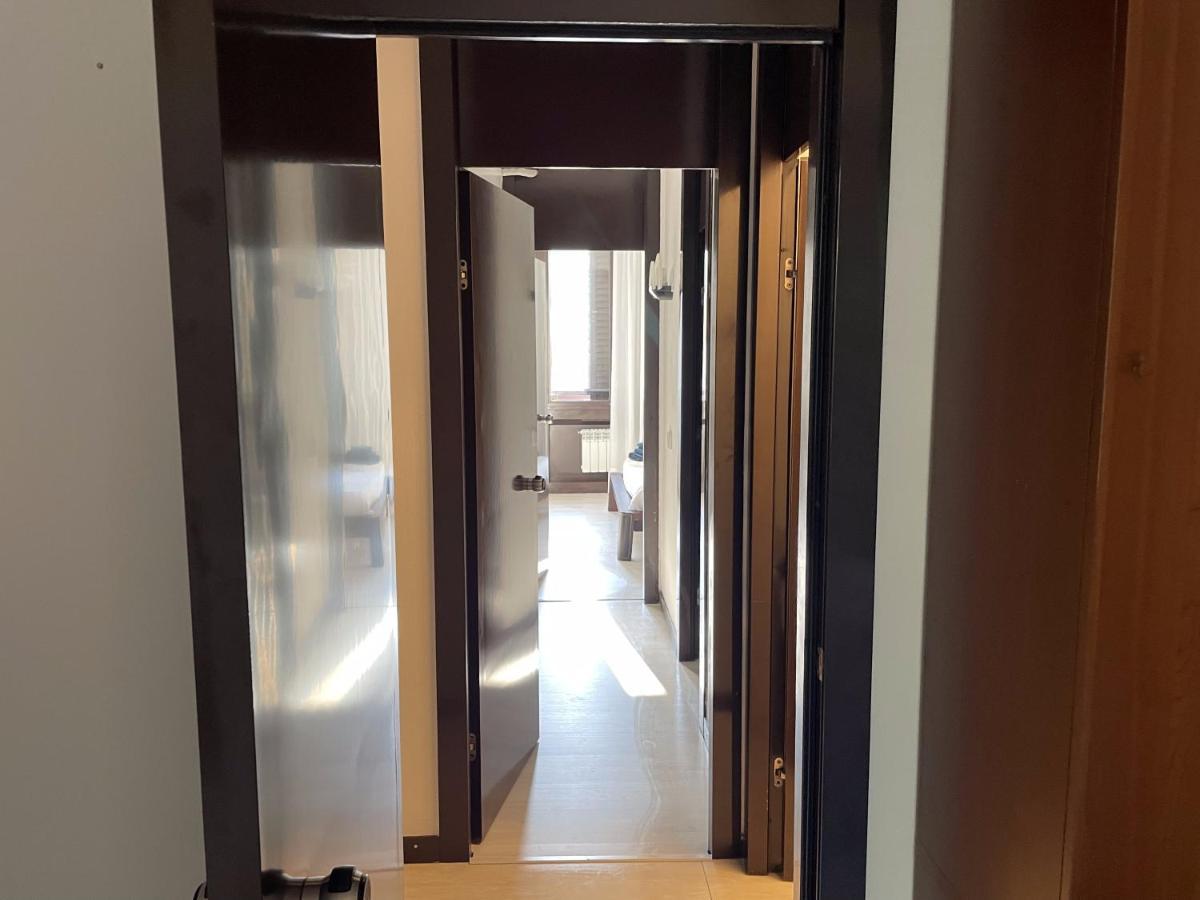 Apartamento 120 Mq Vicino A Banca Mediolanum E Ospedale Humanitas Basiglio Exterior foto
